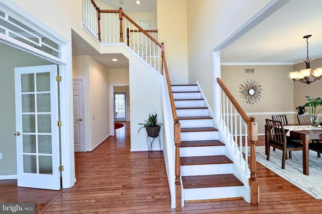 7 STIRLING DR, Newark, DE 19702