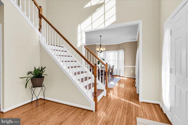 7 STIRLING DR, Newark, DE 19702