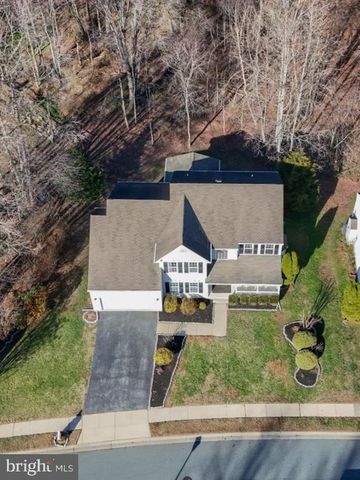 7 STIRLING DR, Newark, DE 19702