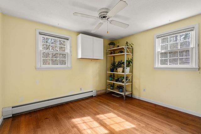 7 Salem Rd, Southwick, MA 01077