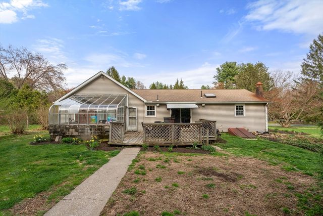 7 Salem Rd, Southwick, MA 01077