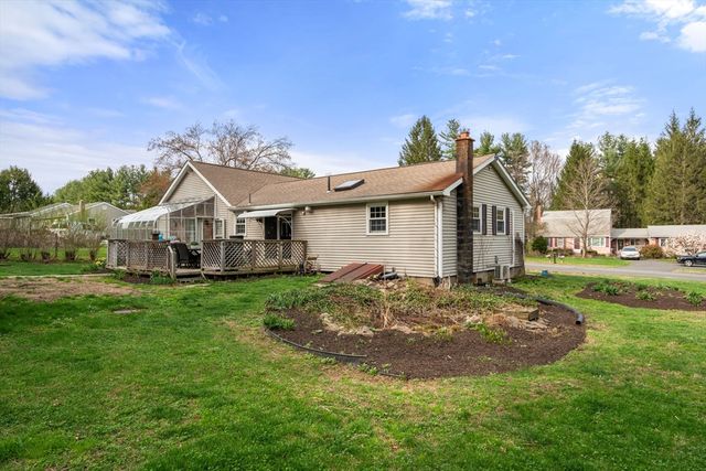 7 Salem Rd, Southwick, MA 01077