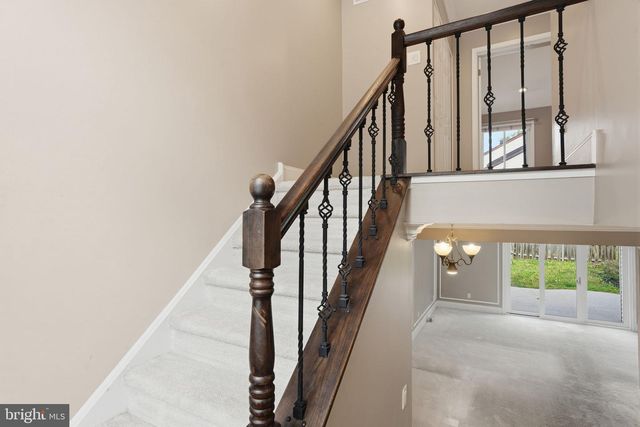 104 WINDHAM CT, Newtown, PA 18940