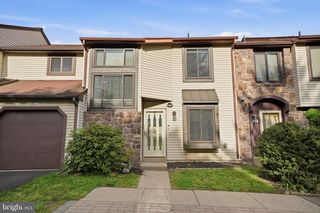 104 WINDHAM CT, Newtown, PA 18940
