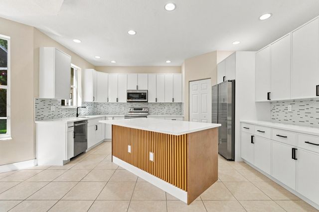 2956 Shaughnessy Drive, Wellington, FL 33414