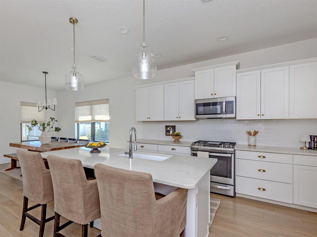 Image 17 of property listing at 249 CORSANO DRIVE, Nokomis, FL 34275