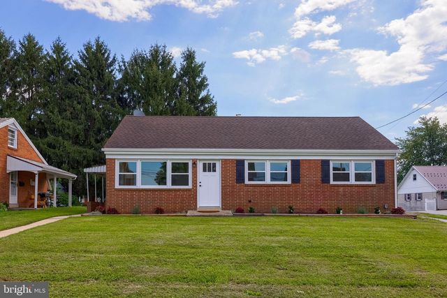 1338 MANOR ST, Columbia, PA 17512