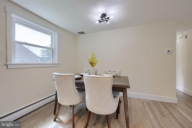 1338 MANOR ST, Columbia, PA 17512