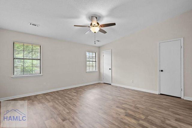 625 Trevor Street, Hinesville, GA 31313