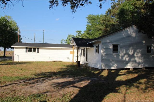 5211 Red Maple Lane, Hope Mills, NC 28348