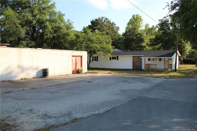 5211 Red Maple Lane, Hope Mills, NC 28348