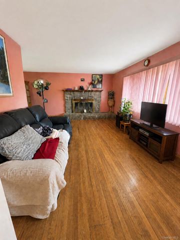 43 Morris Avenue, Patchogue, NY 11772