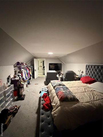 16890 Manor Street, Detroit, MI 48221