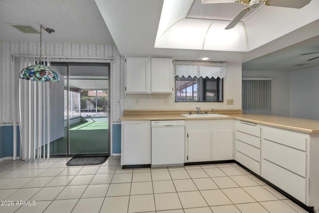 12318 W ROCK SPRINGS Drive, Sun City West, AZ 85375