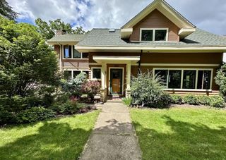 2610 Chamberlain Avenue, Madison, WI 53705