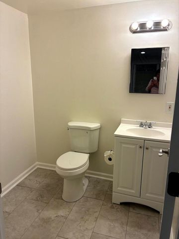 111 EVERETTE PL, Winchester, VA 22602