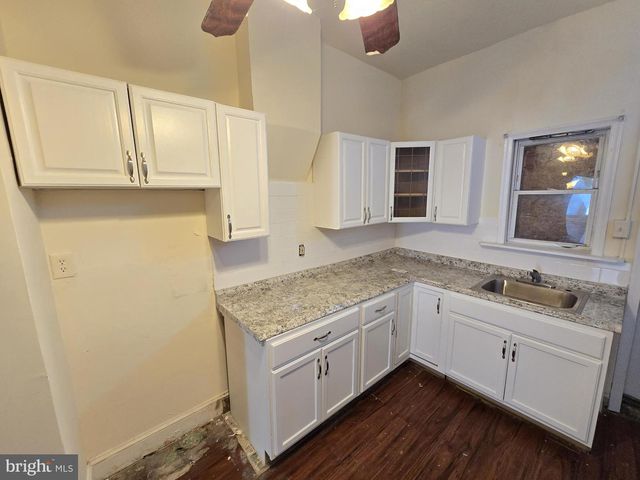 321 S MOUNT ST, Baltimore, MD 21223