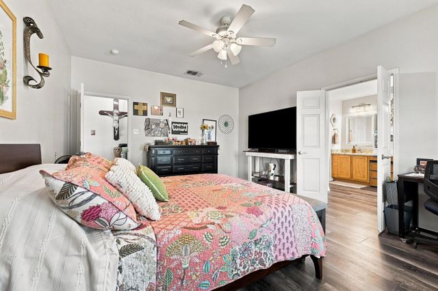 212 Autry Boulevard, Gunter, TX 75058