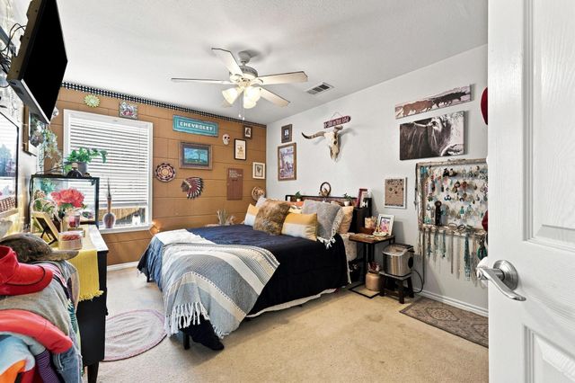 212 Autry Boulevard, Gunter, TX 75058