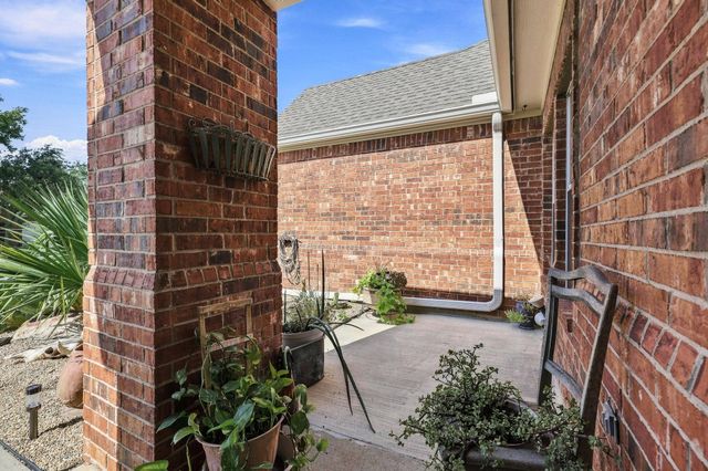 212 Autry Boulevard, Gunter, TX 75058