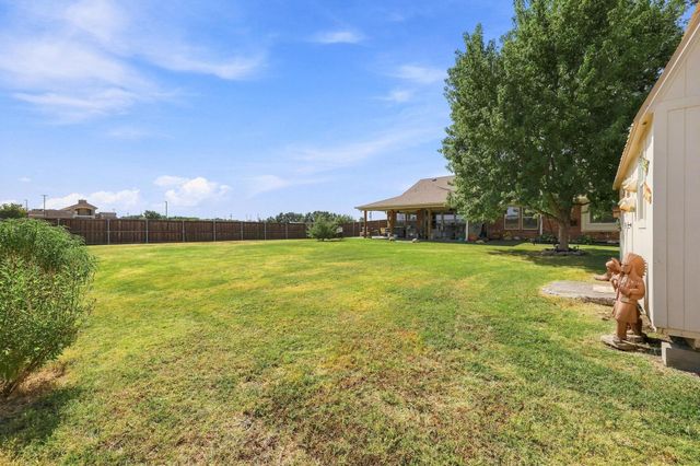 212 Autry Boulevard, Gunter, TX 75058