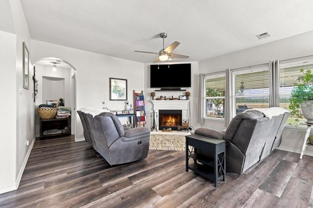 212 Autry Boulevard, Gunter, TX 75058