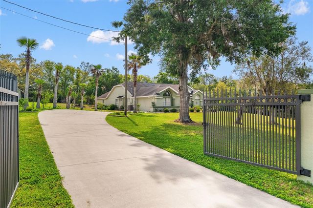 9050 WEEPING WILLOW STREET, Brooksville, FL 34613