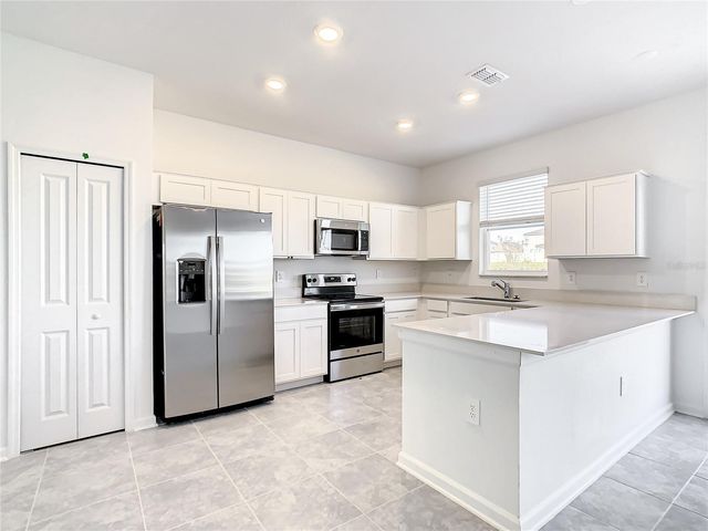 409 BOGEY DRIVE, Davenport, FL 33896