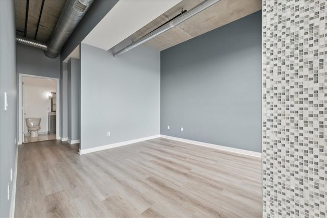 350 N Main Unit: 603, Royal Oak, MI 48067