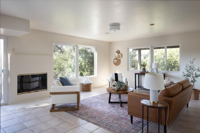10172 Oakwood Circle, Carmel Valley, CA 93923