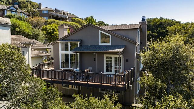 10172 Oakwood Circle, Carmel Valley, CA 93923