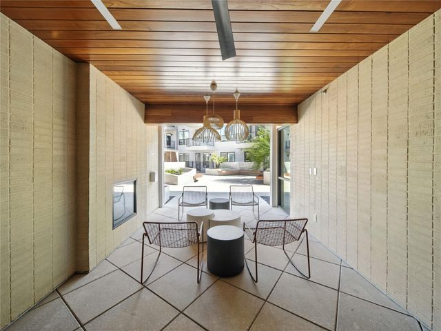 1701 Simond Ave 302, Austin, TX 78723