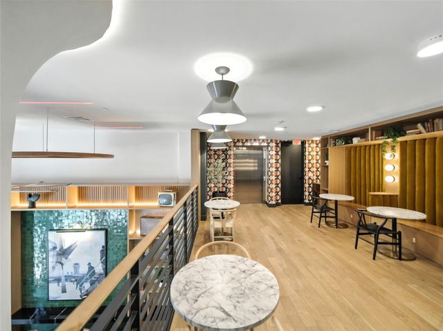 1701 Simond Ave 302, Austin, TX 78723