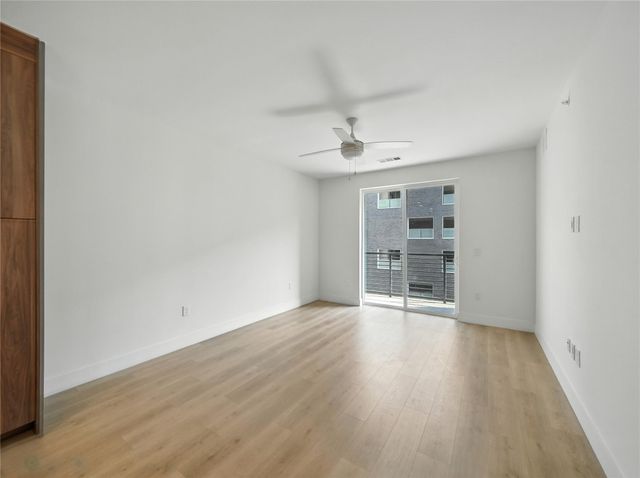 1701 Simond Ave 302, Austin, TX 78723