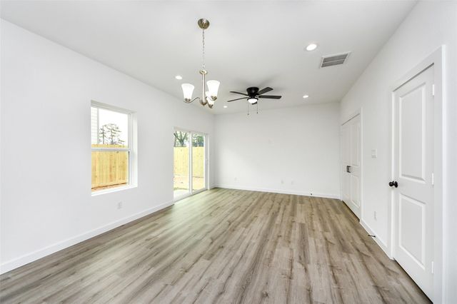 7311 Wileyvale Street B, Houston, TX 77016