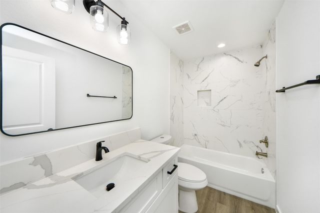 7311 Wileyvale Street B, Houston, TX 77016