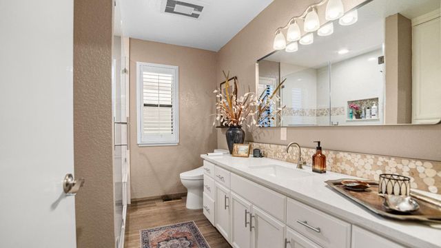 2483 MacAurthur Pkwy, Lodi, CA 95242