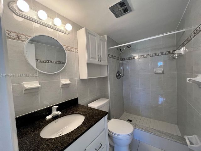 581 Blue Heron Drive 212-B, Hallandale Beach, FL 33009