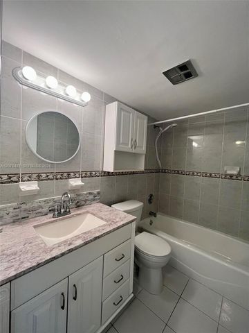 581 Blue Heron Drive 212-B, Hallandale Beach, FL 33009