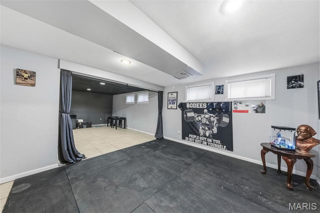 6520 Galewood Court, St Louis, MO 63129