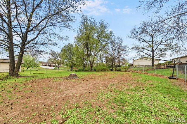 6520 Galewood Court, St Louis, MO 63129