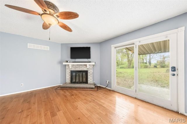 6520 Galewood Court, St Louis, MO 63129