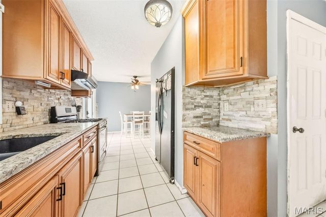 6520 Galewood Court, St Louis, MO 63129