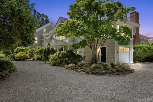 45 Beach Lane, Westhampton Beach, NY 11978