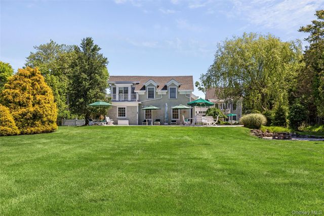 45 Beach Lane, Westhampton Beach, NY 11978