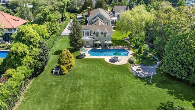 45 Beach Lane, Westhampton Beach, NY 11978