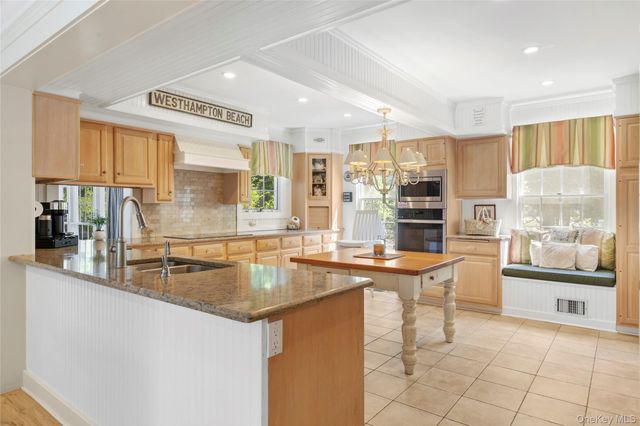 45 Beach Lane, Westhampton Beach, NY 11978