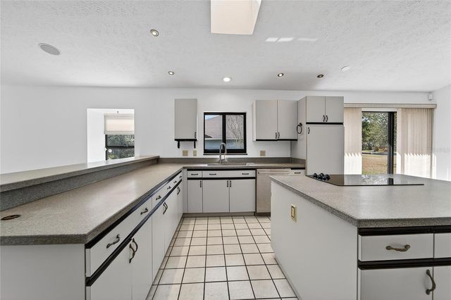 2910 PINE CLUB DRIVE, Plant City, FL 33566