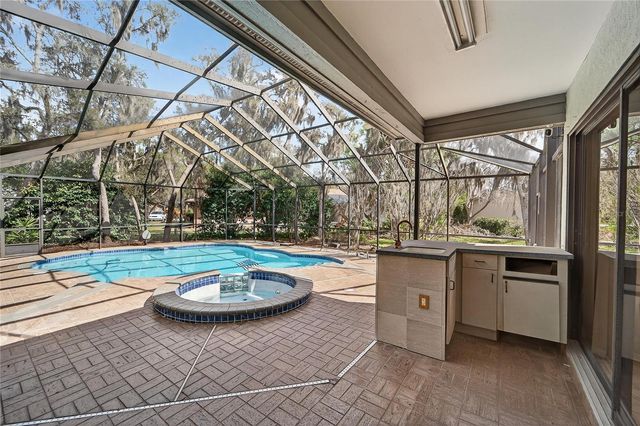 2910 PINE CLUB DRIVE, Plant City, FL 33566