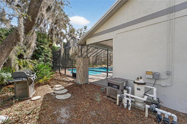 2910 PINE CLUB DRIVE, Plant City, FL 33566